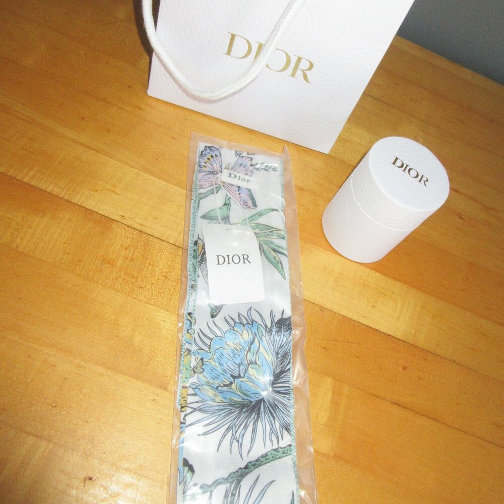 NWT Dior Butterfly & Floral Silk Twilly Scarf Green & White With Gift Box & Bag